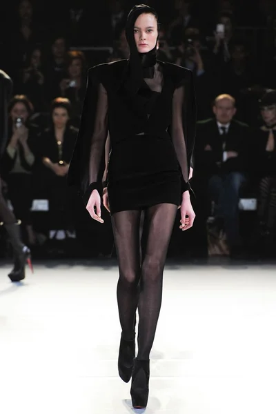 Look 35